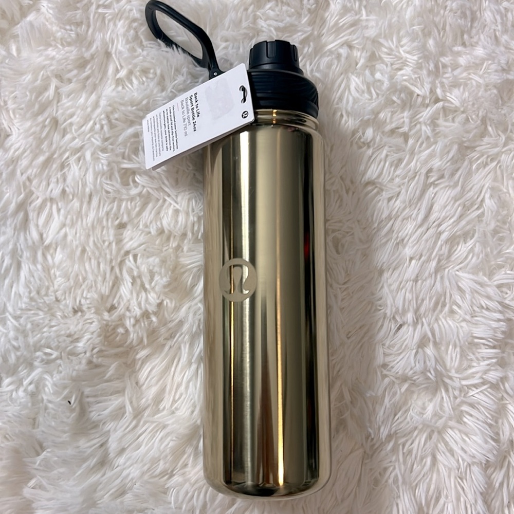 Lululemon Back To Life Sports Bottle 24oz Gold/Black NWT - Picture 3 of 8